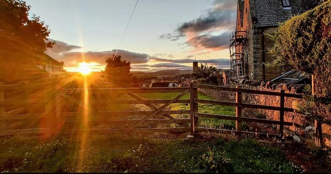 Pitcaithly Cottage Abernethy Buitenkant foto